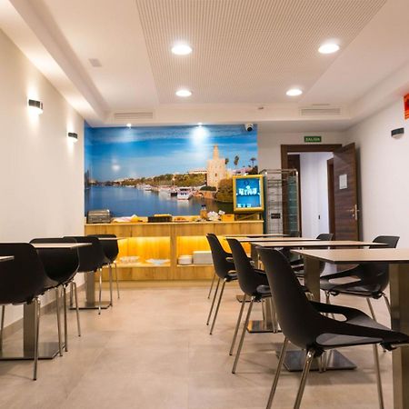 Hotel Av La Florida Sevilla Exteriör bild